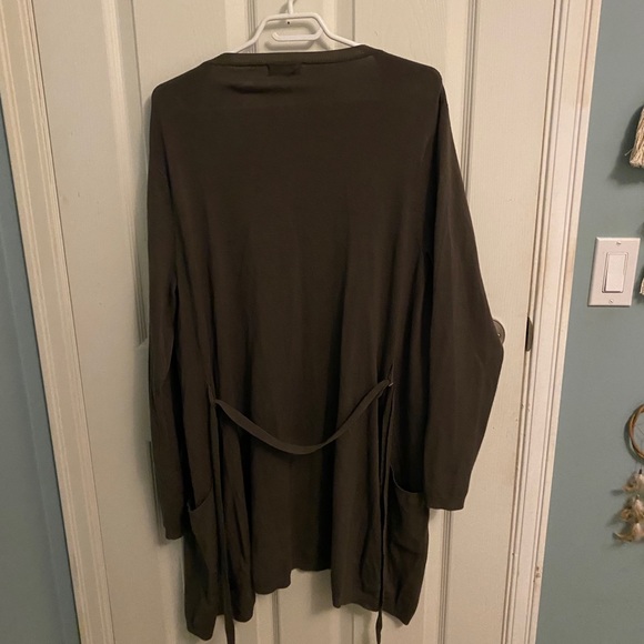 Olive green light cardigan - Picture 2 of 5